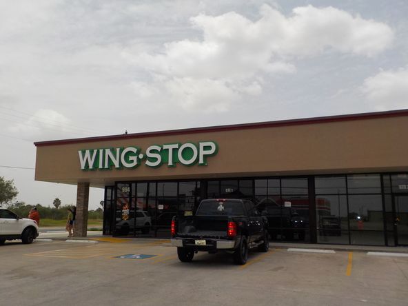 994 E Hidalgo Ave, Raymondville, TX 78580